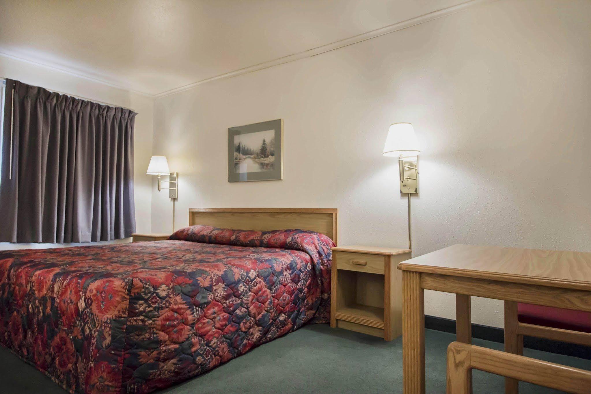 Deer Lodge Motel Sundance Ngoại thất bức ảnh