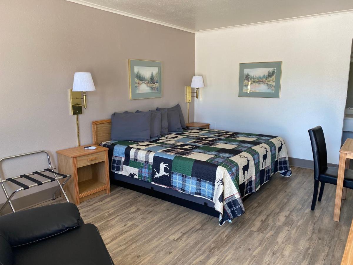 Deer Lodge Motel Sundance Ngoại thất bức ảnh